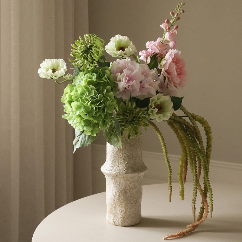 Verdant Blush Buket