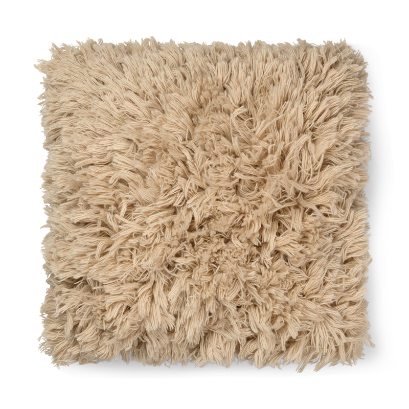 Meadow High Pile Pyntepude 50x50 cm, Lys Sand