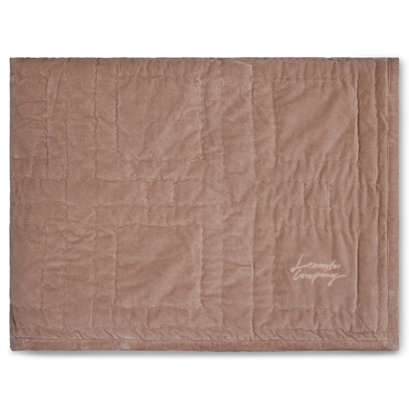 Graphic Quilted Sengetæppe 240x260 cm