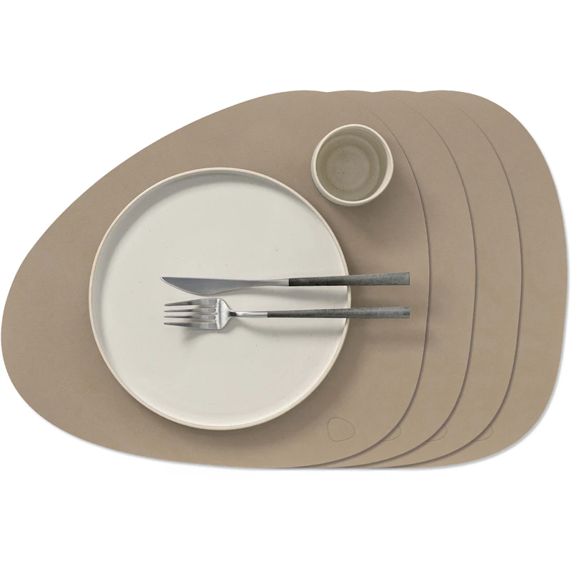 Curve L Nupo Dækkeserviet 4-pak, Clay Brown