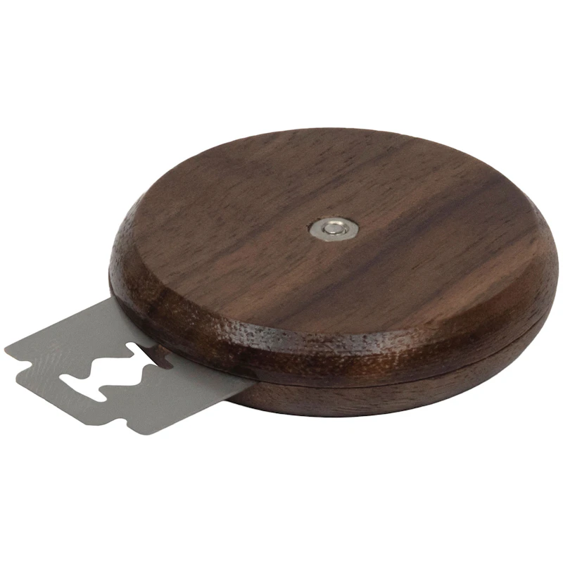 Round dough knife