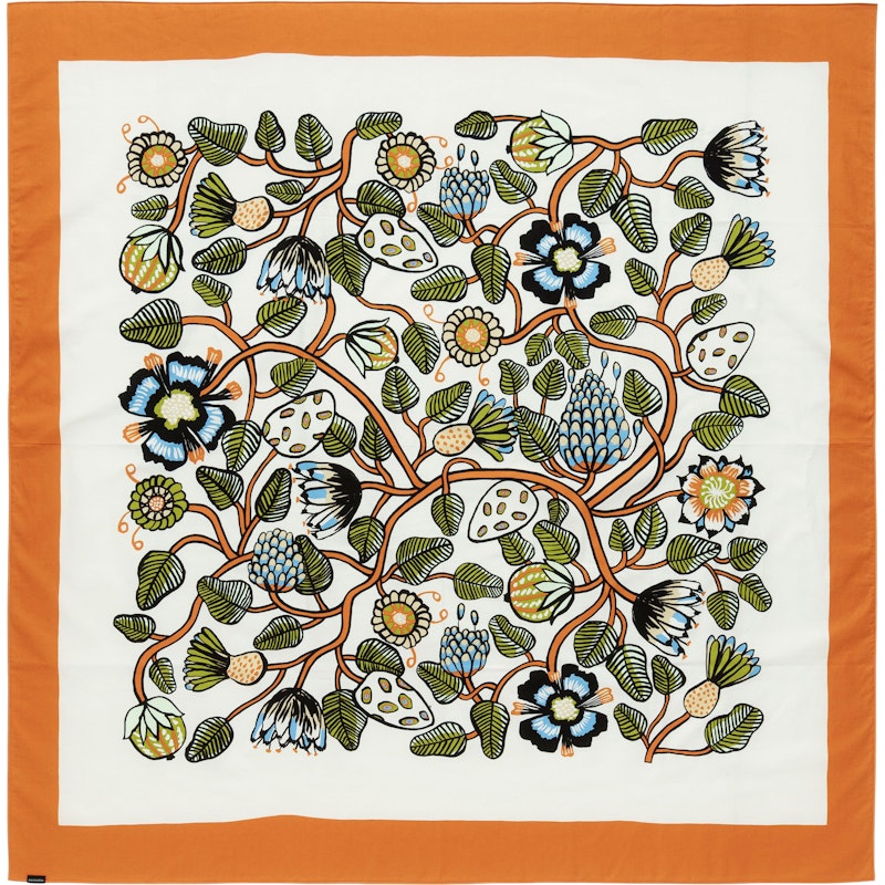 Tiara Dug 137x144 cm