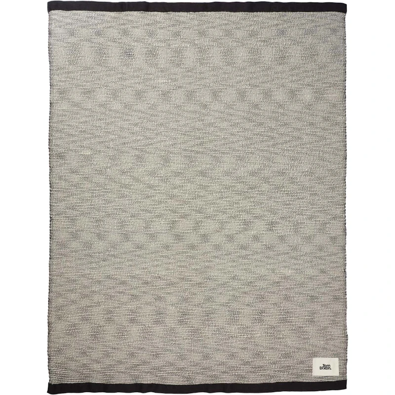 Thread Tæppe 140x180 cm, Sort / Hvidt
