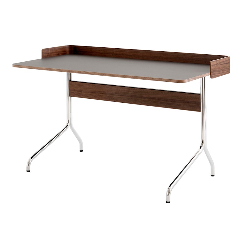 Pavilion AV17 Skrivebord, Iron / Walnut / Chrome Legs